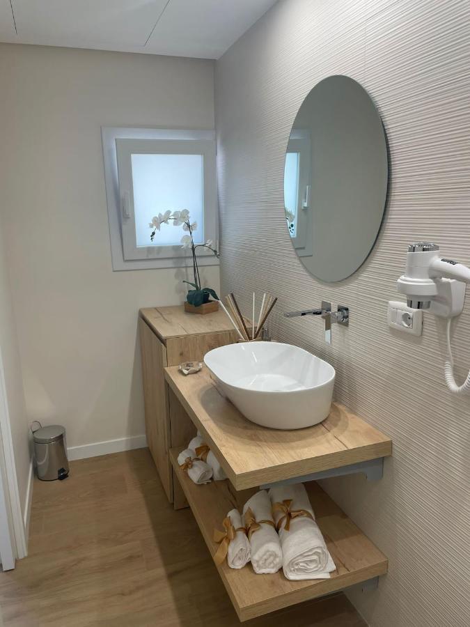 Luna&Sole Oreste Apartments - Self Check-In Bari Bagian luar foto